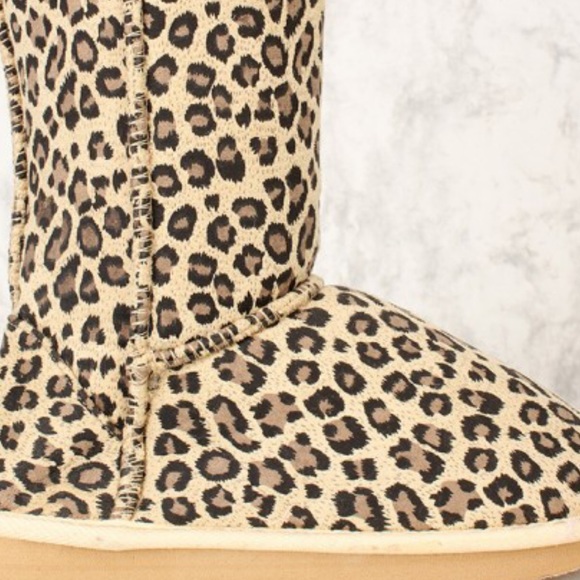 FUR TRIM BOOTS - Picture 2 of 2